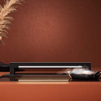 Falmec LEVEL ONE 90 stolna napa sa pločom za kuhanje, crna sjaj 800 m³/h 8034122367675